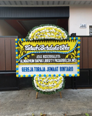 Papan Bunga Duka di Colomadu